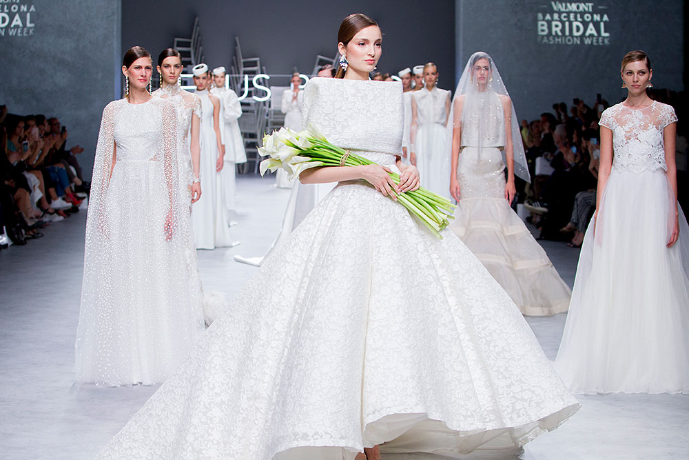 Cala - Jesus Peiro 2020 Bridal Collection, fresh from Barcelona Bridal ...