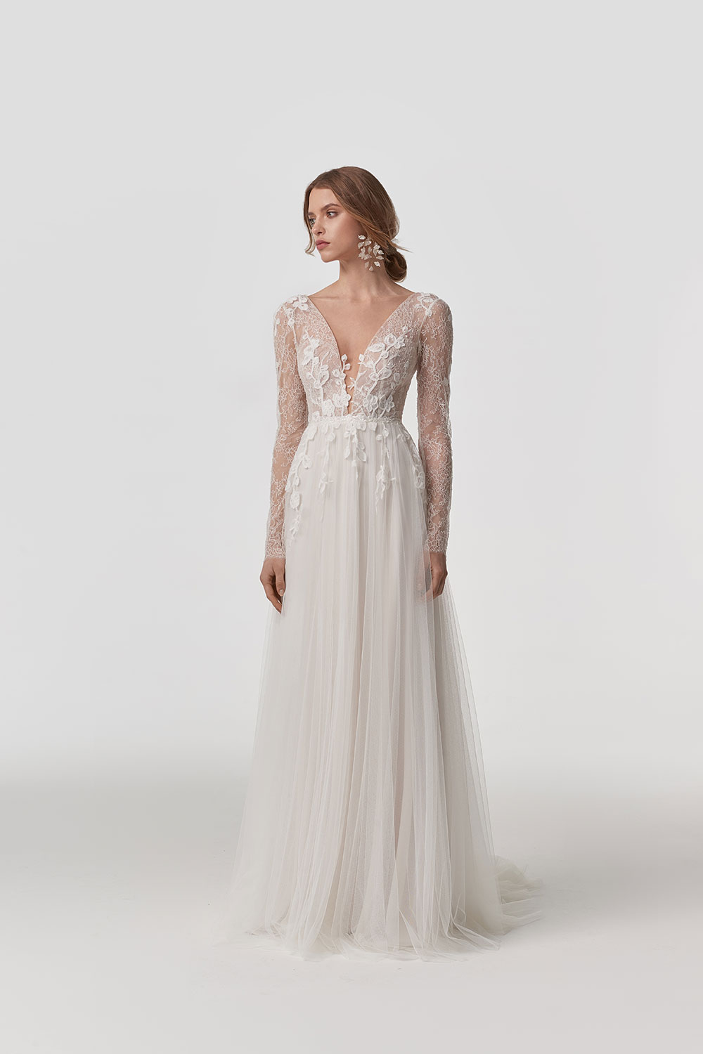 relaxed wedding dresses uk