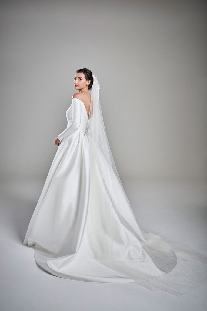 Bridal Outlet - Wedding Dress Samples Surrey HampshireMiss Bush