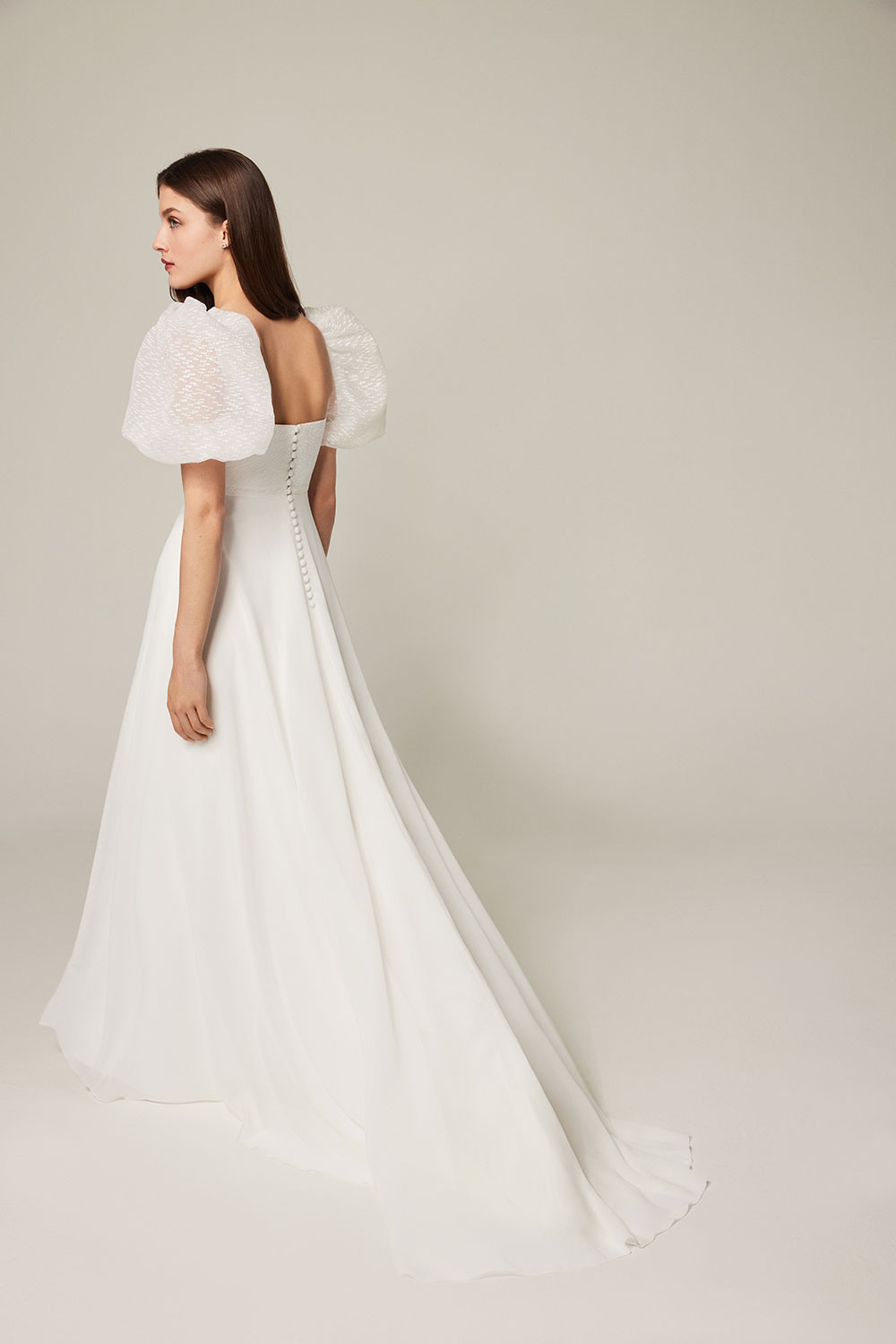 Jesus Peiro 2501 wedding dress with puff sleeves