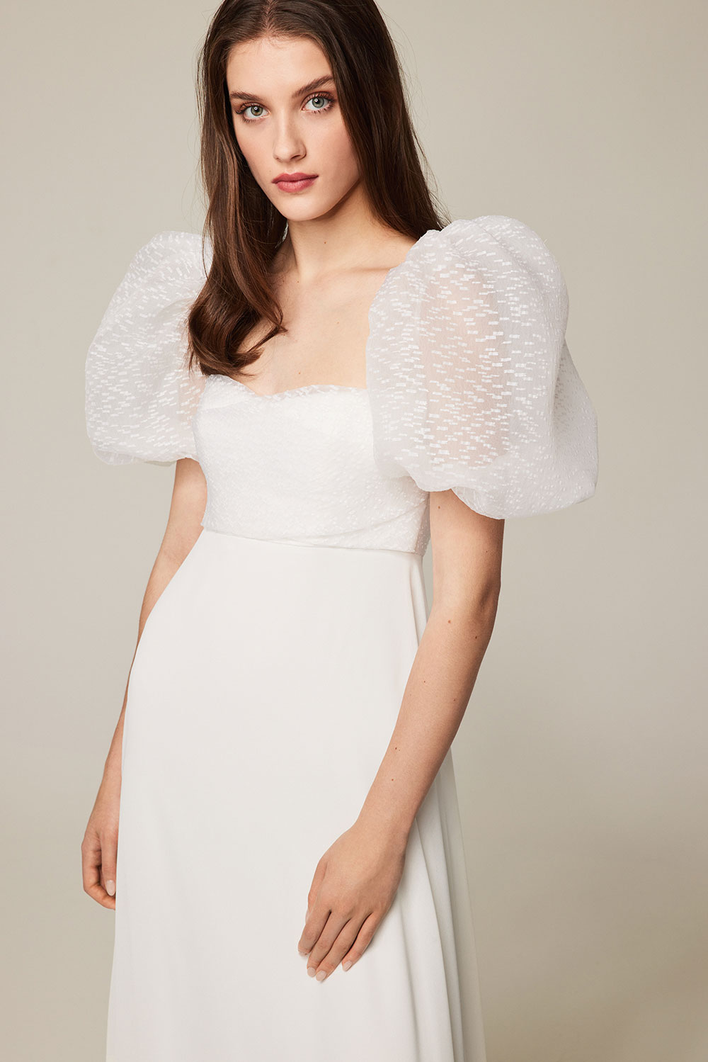 Jesus Peiro 2501 wedding dress with puff sleeves