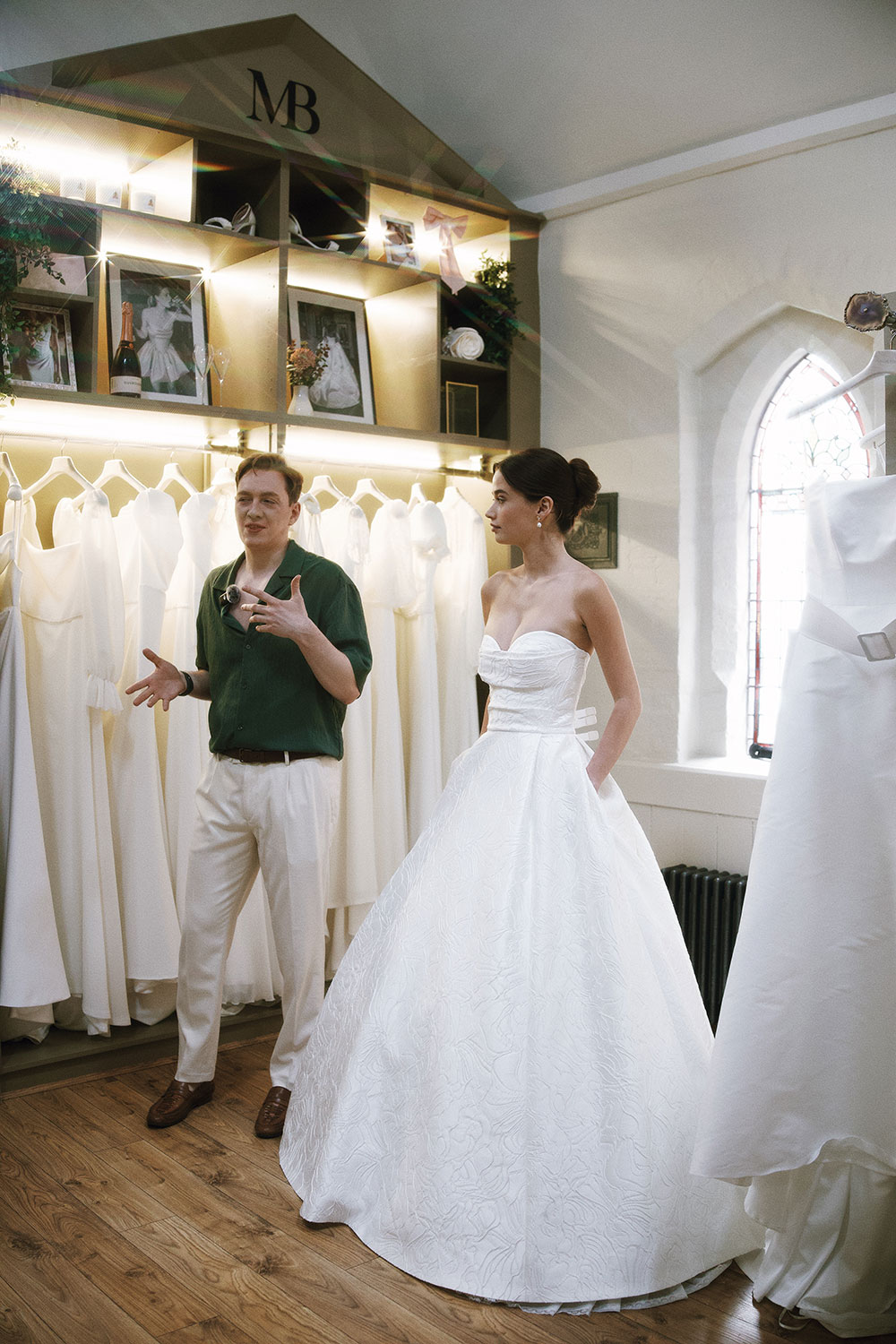 Bridal styling advice with Jesus Peiro 2666
