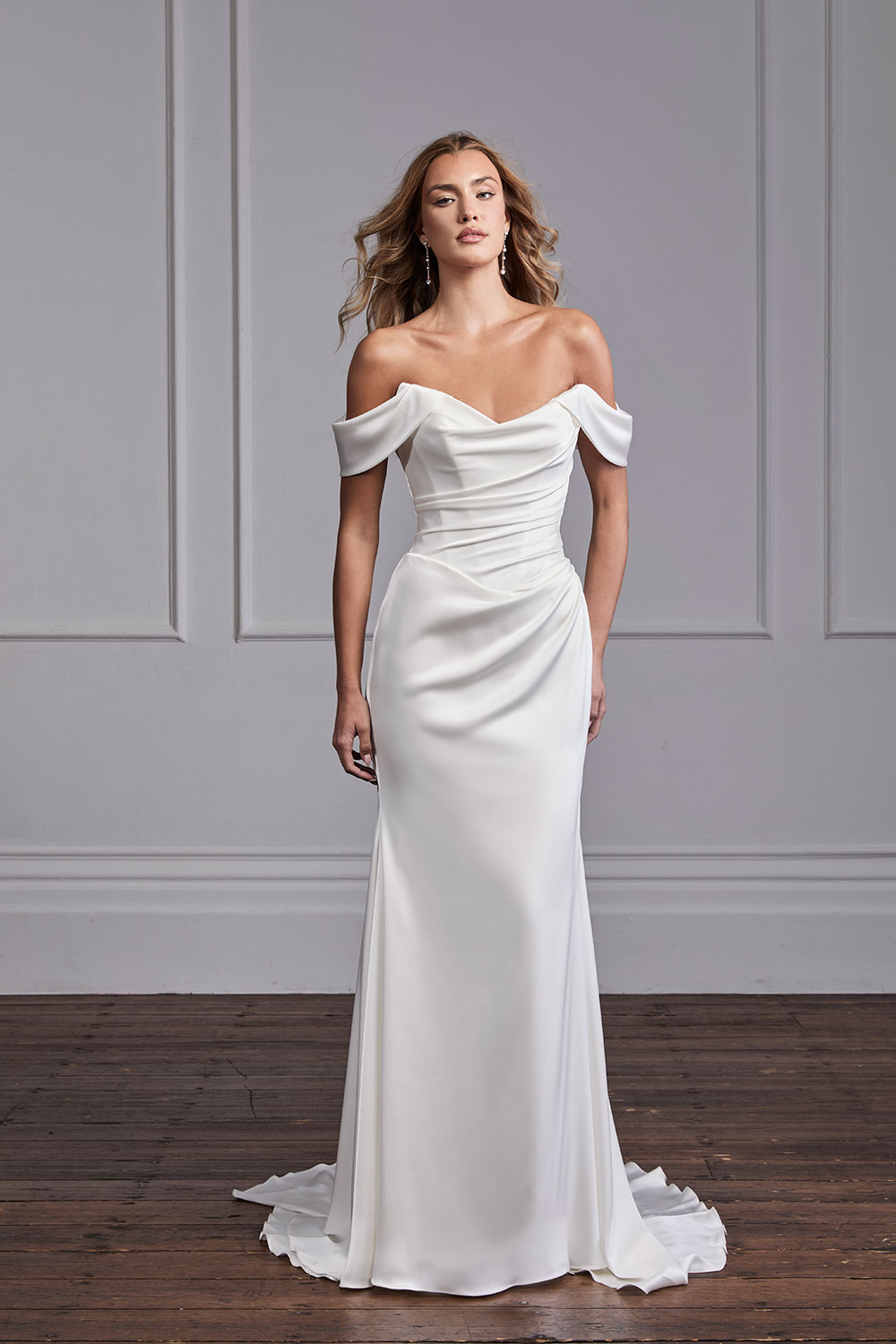 Suzanne Neville Eternellle wedding dress at Miss Bush bridal boutique in Surrey