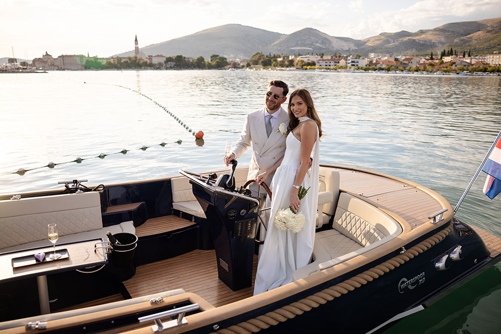 Helen in Nortier Schiffer wedding dress